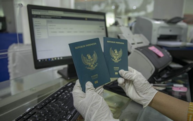 Viral di X Bikin Paspor Sehari Jadi di Bandara Soetta, Gimana Caranya?